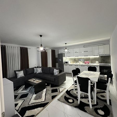 Elezi Apartment City Centre Tirana Extérieur photo