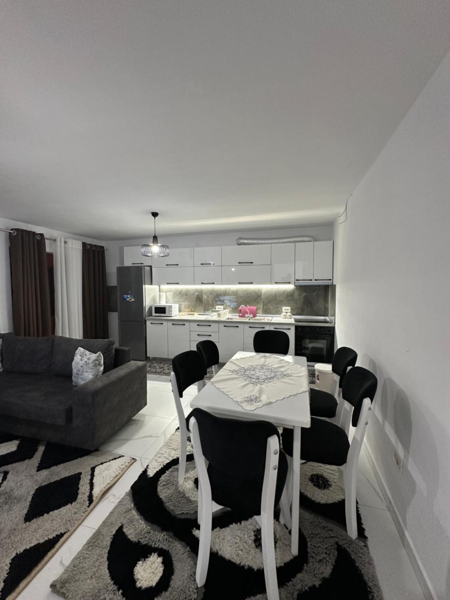 Elezi Apartment City Centre Tirana Extérieur photo
